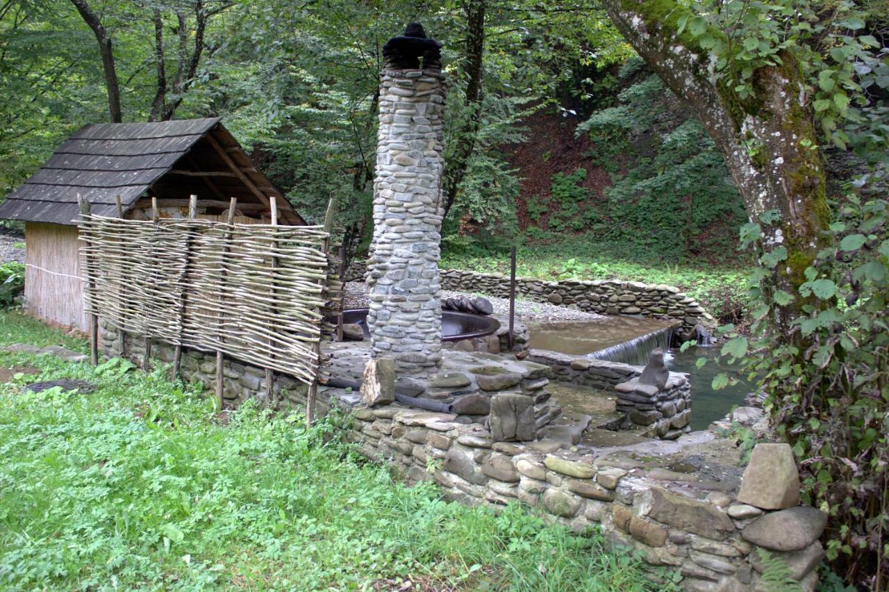 Villa Хатина Біля Потока Lumshory Esterno foto